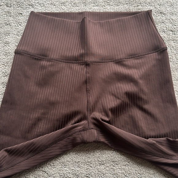 Vuori Inversion Rib Legging - Picture 2 of 5
